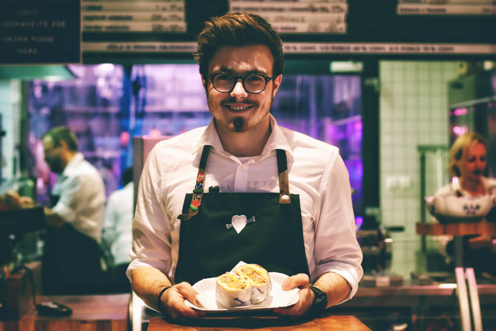 Cover Image for How to Hire Restaurant Staff: Tips To Recruit and Retain Talent